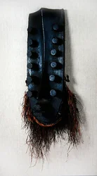 Oubi mask (trä och fiber)